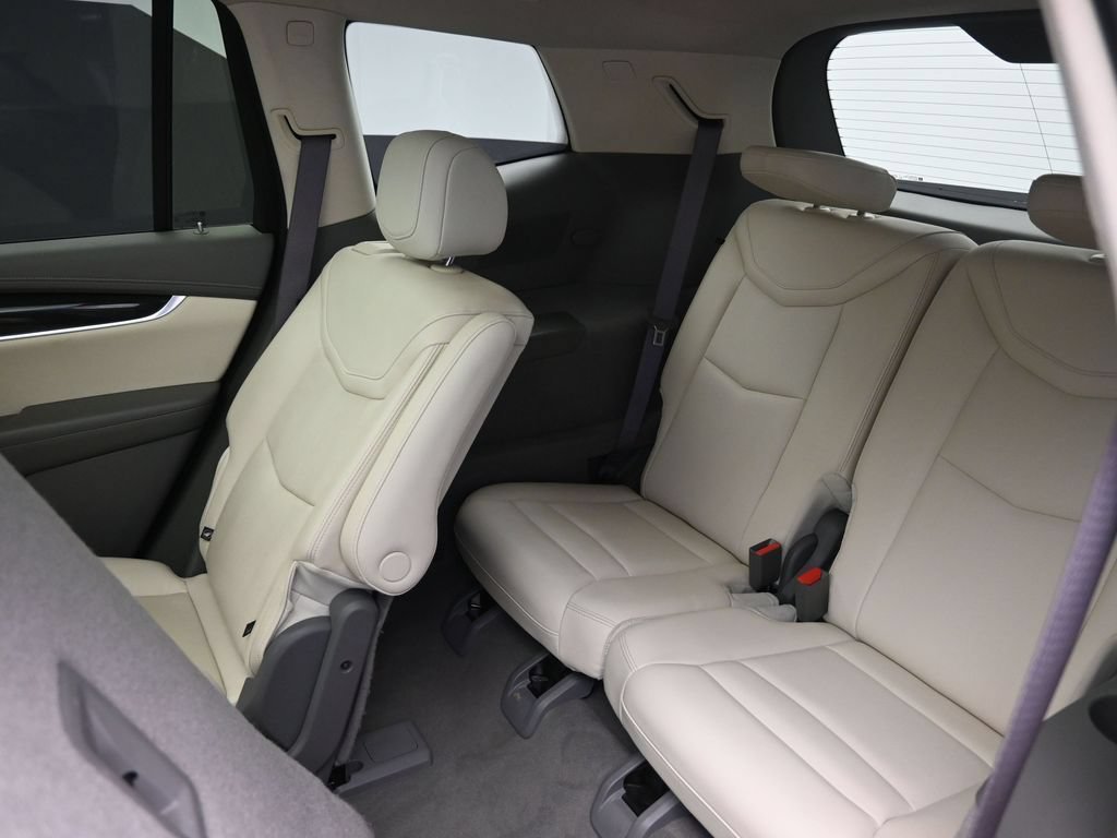 Used 2021 Cadillac XT6 Premium Luxury FWD image 22