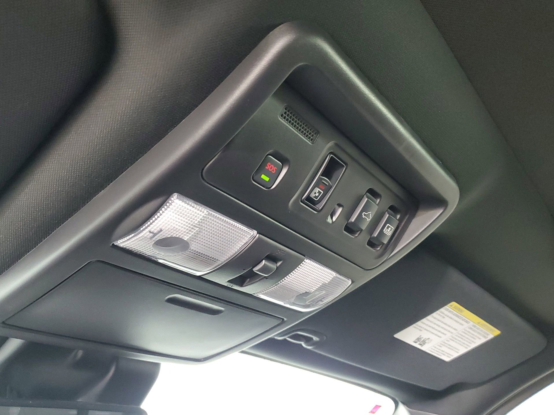 Used 2024 Nissan Titan PRO-4X w/ Pro-4x Convenience Package image 44