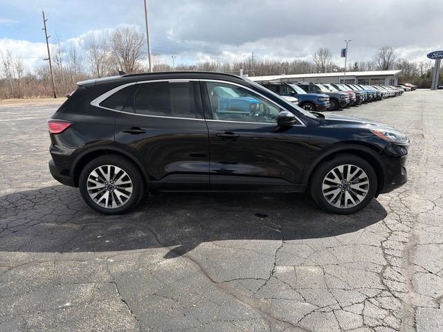 Used 2022 Ford Escape Titanium image 7