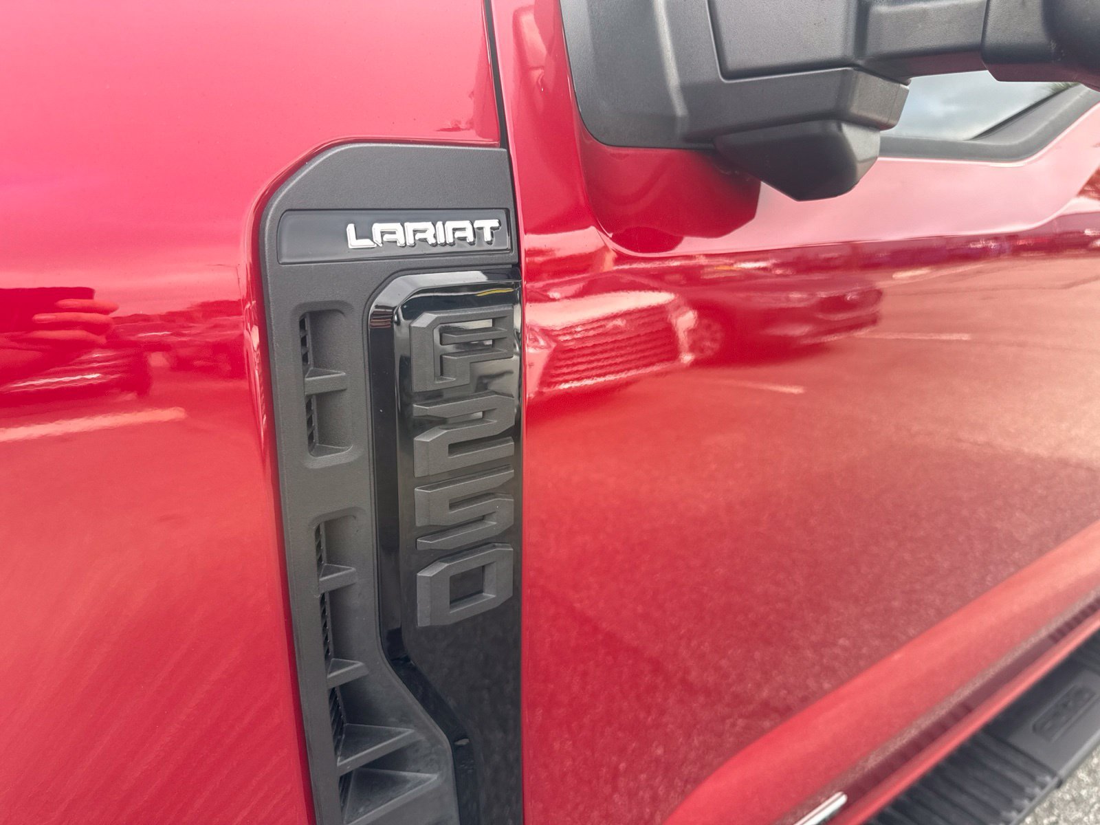Used 2024 Ford F250 Lariat w/ Sport Appearance Package AWD/4WD image 14