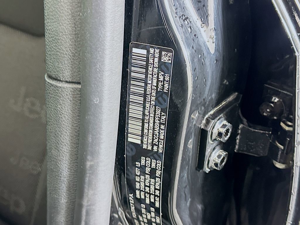 Used 2017 Jeep Renegade Sport w/ Power & Air Group image 29