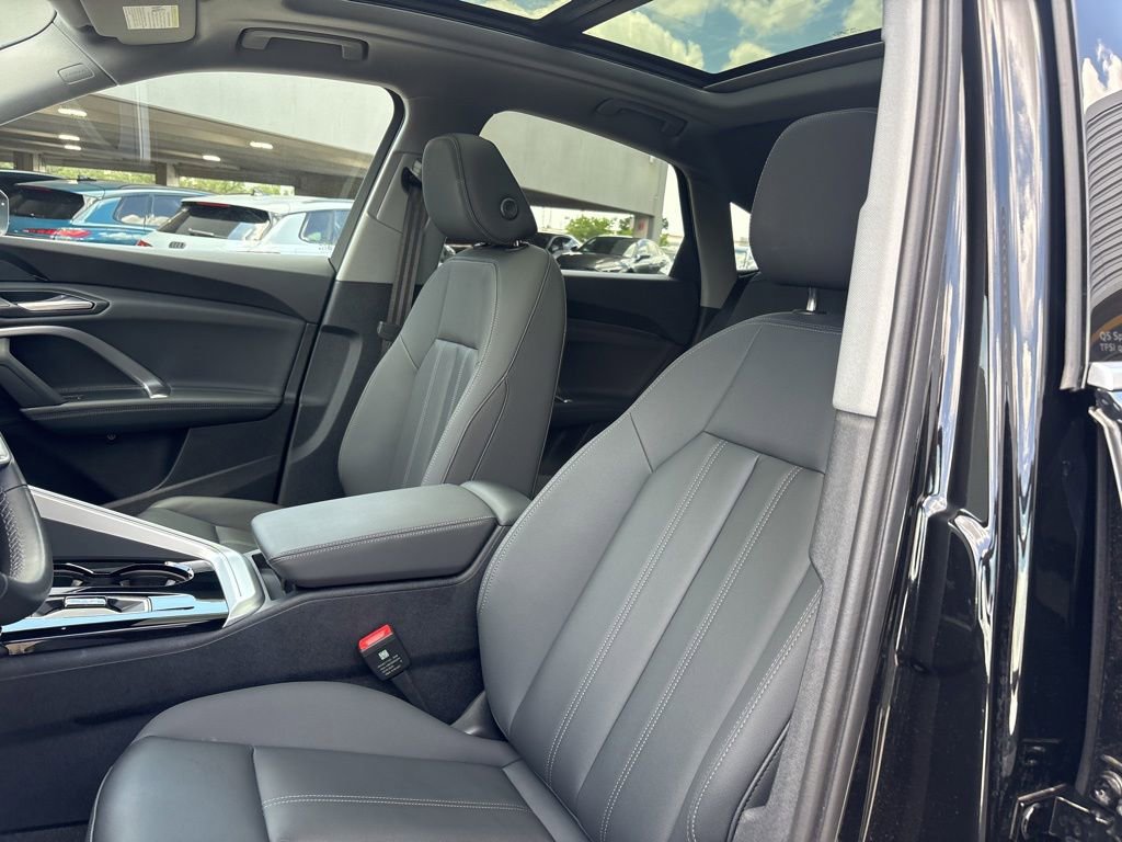 Used 2025 Audi Q5 Premium w/ Convenience Package AWD/4WD image 18