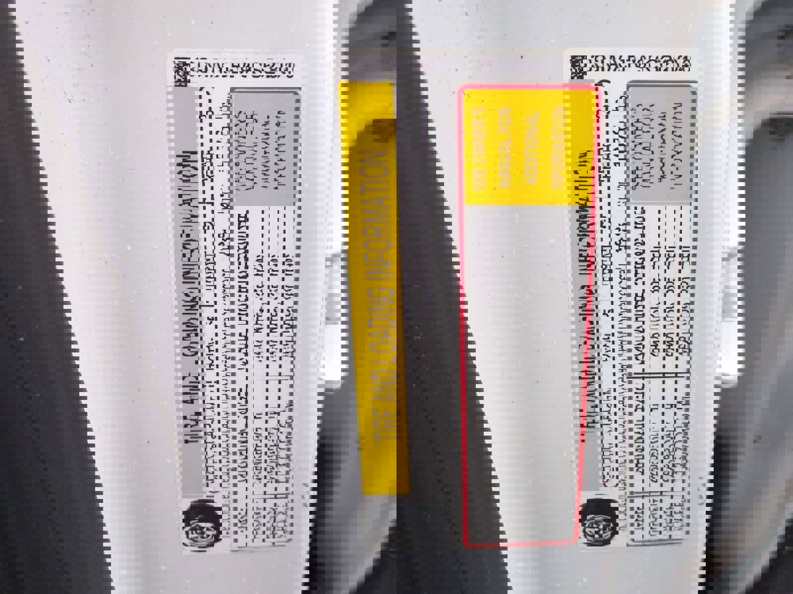 Used 2019 Chevrolet Equinox LT w/ Driver Convenience Package image 34