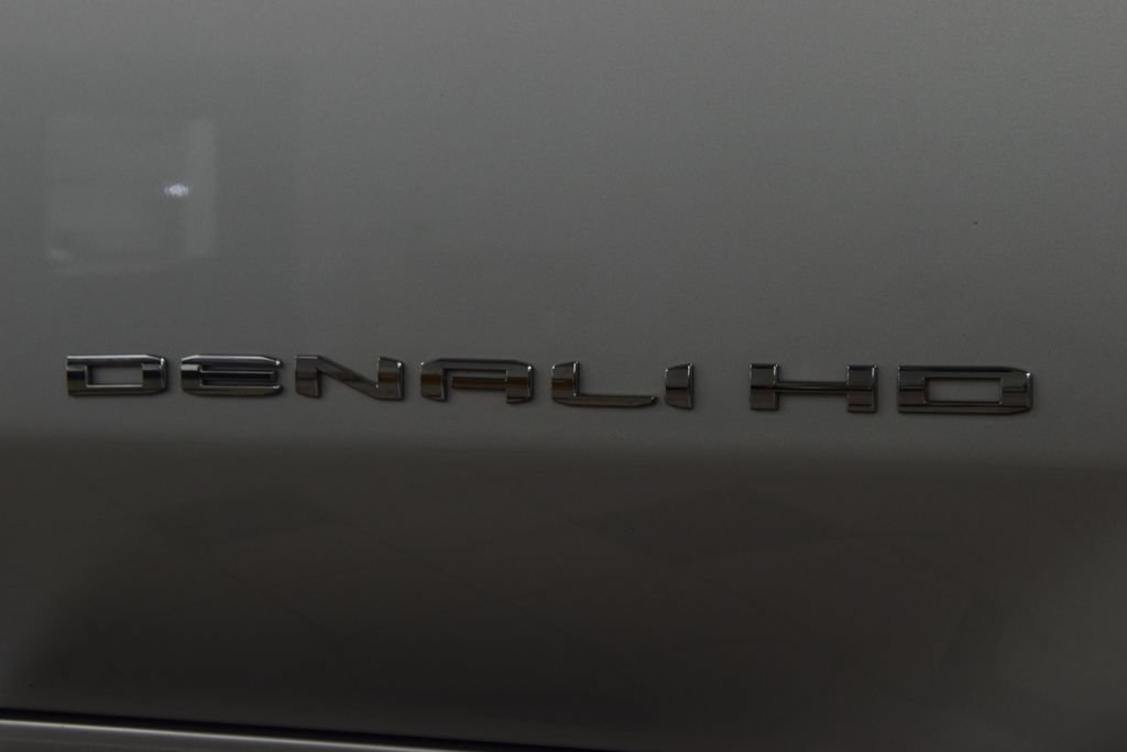 Used 2023 GMC Sierra 2500 Denali AWD/4WD image 18