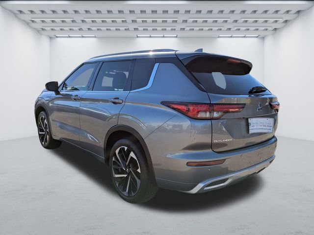 Used 2022 Mitsubishi Outlander SEL image 6
