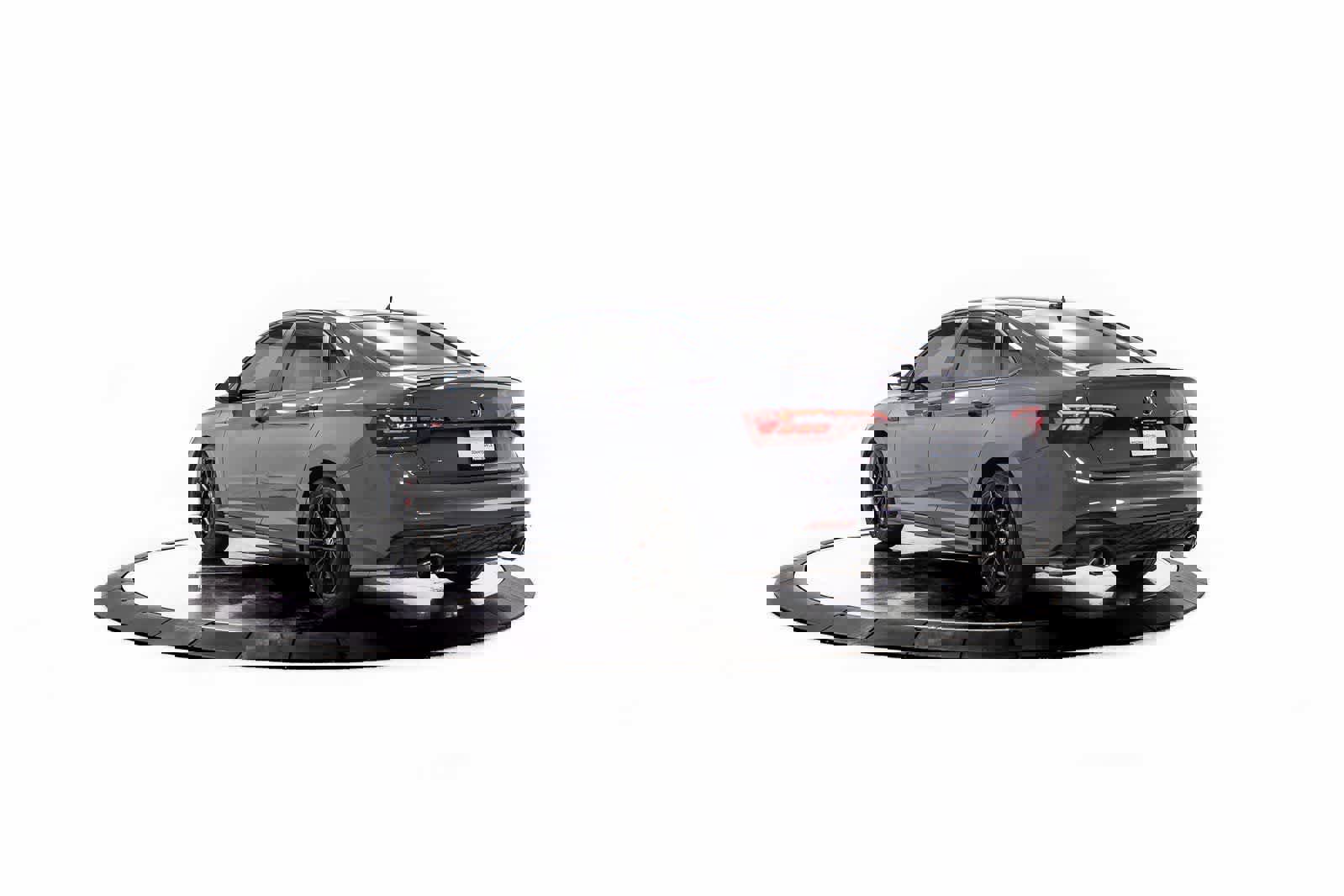 Used 2024 Volkswagen Jetta GLI 40th Anniversary Edition image 3