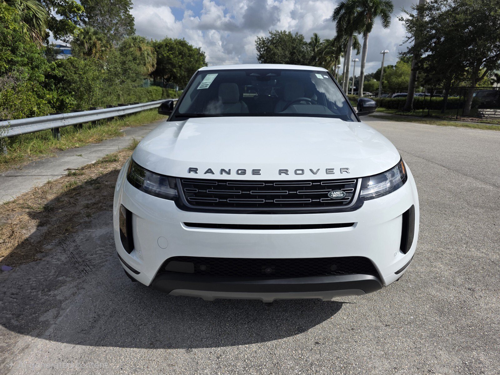 New 2026 Land Rover Range Rover Evoque S AWD/4WD image 8