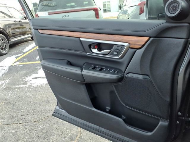 Used 2022 Honda CR-V Touring image 25