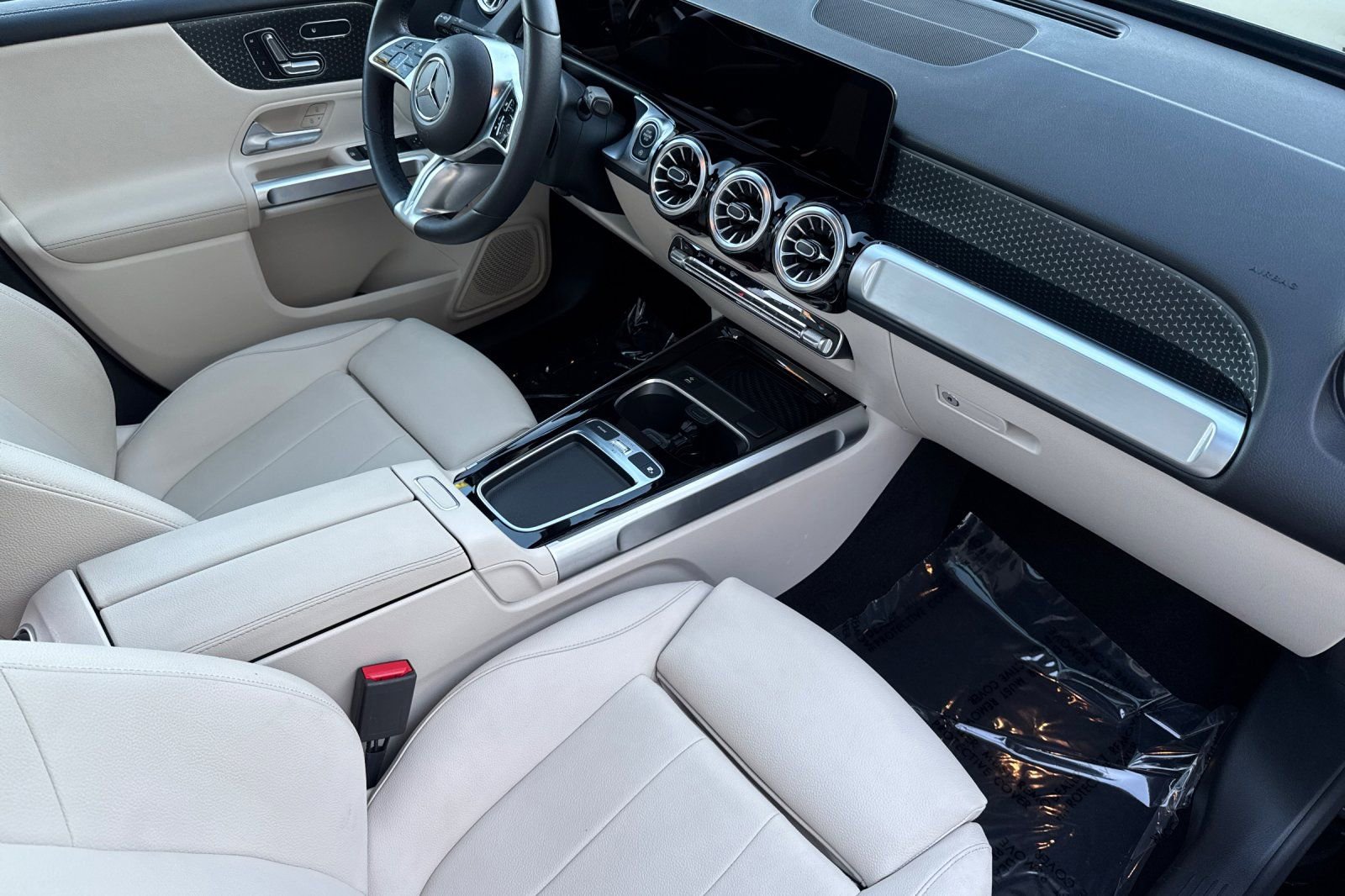 Certified 2025 Mercedes-Benz GLB 250 image 18