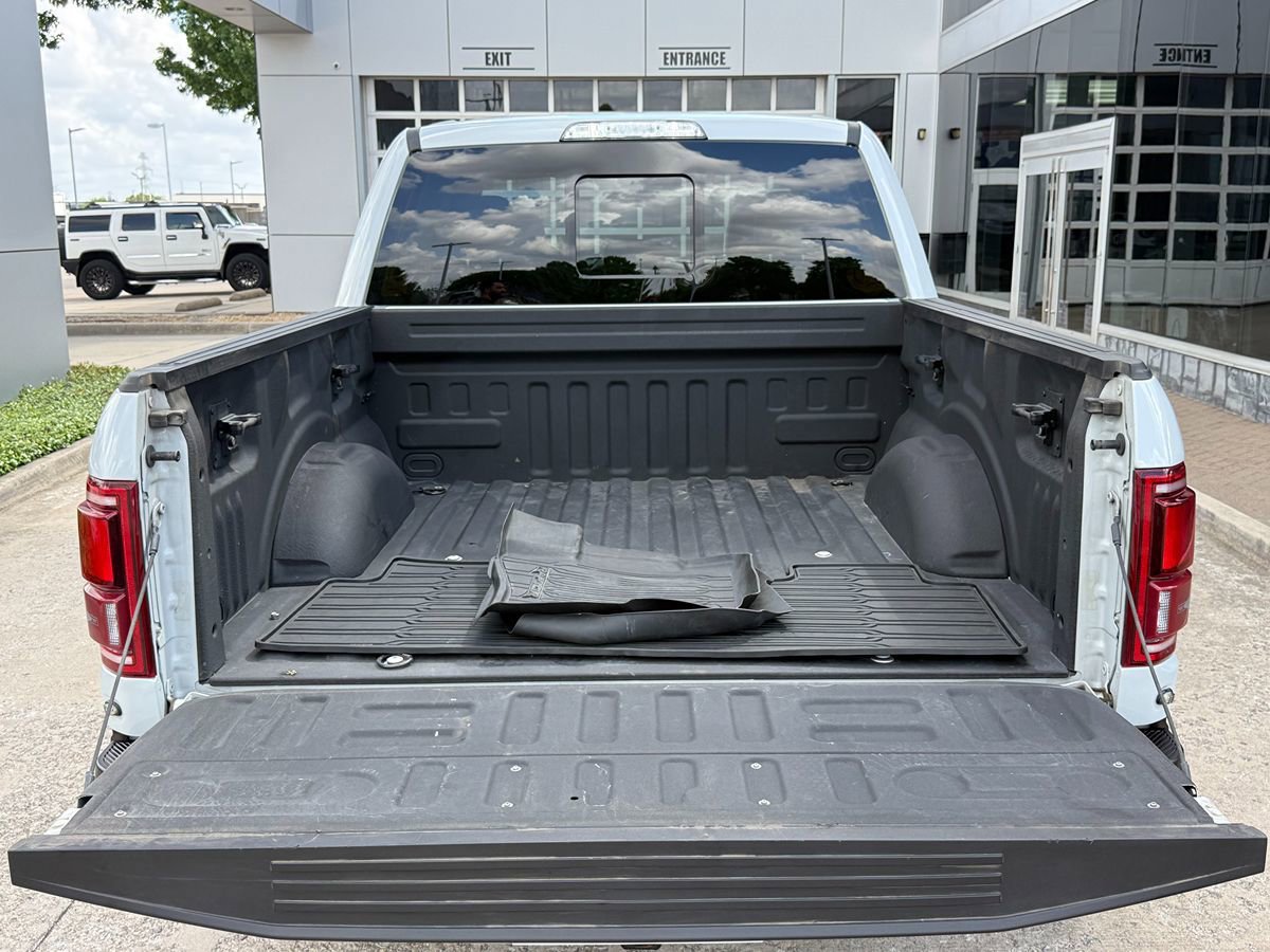 Used 2017 Ford F150 Raptor w/ Equipment Group 802A Luxury image 43