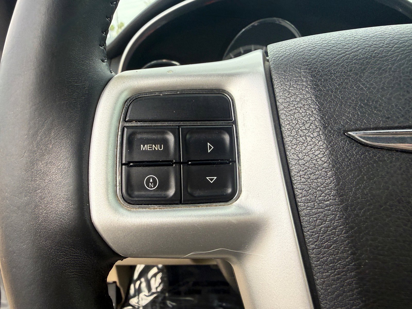 Used 2013 Chrysler 200 Touring image 13