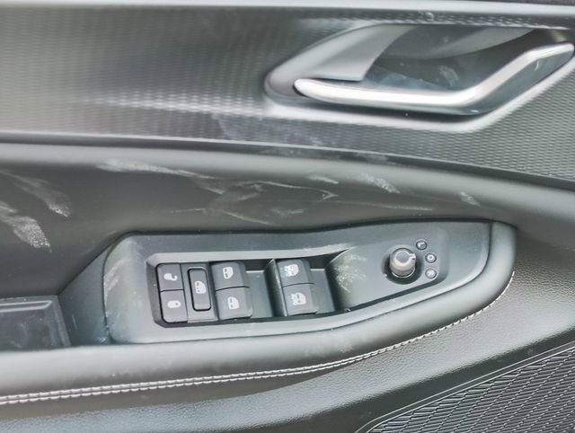 New 2025 Jeep Grand Cherokee L Altitude image 13