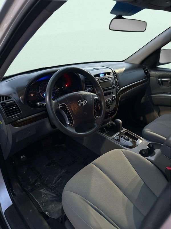 Used 2011 Hyundai Santa Fe GLS image 20