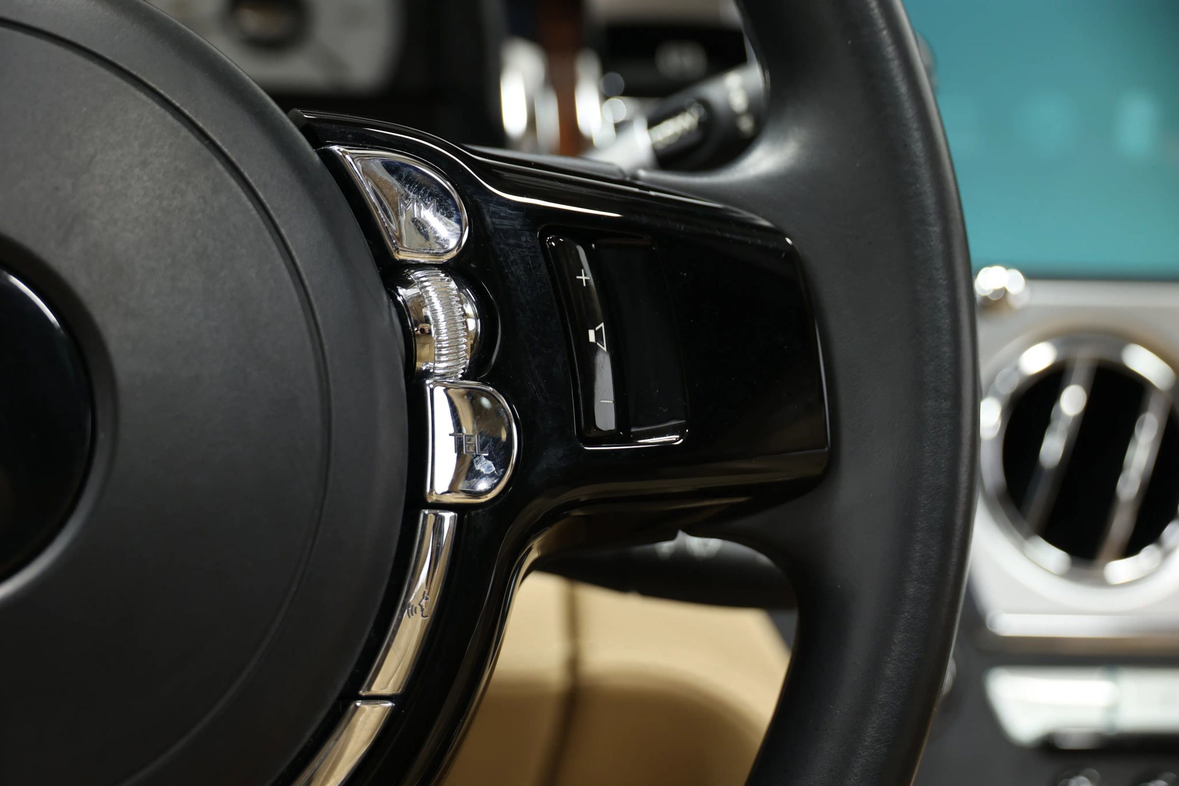 Used 2015 Rolls-Royce Ghost image 26