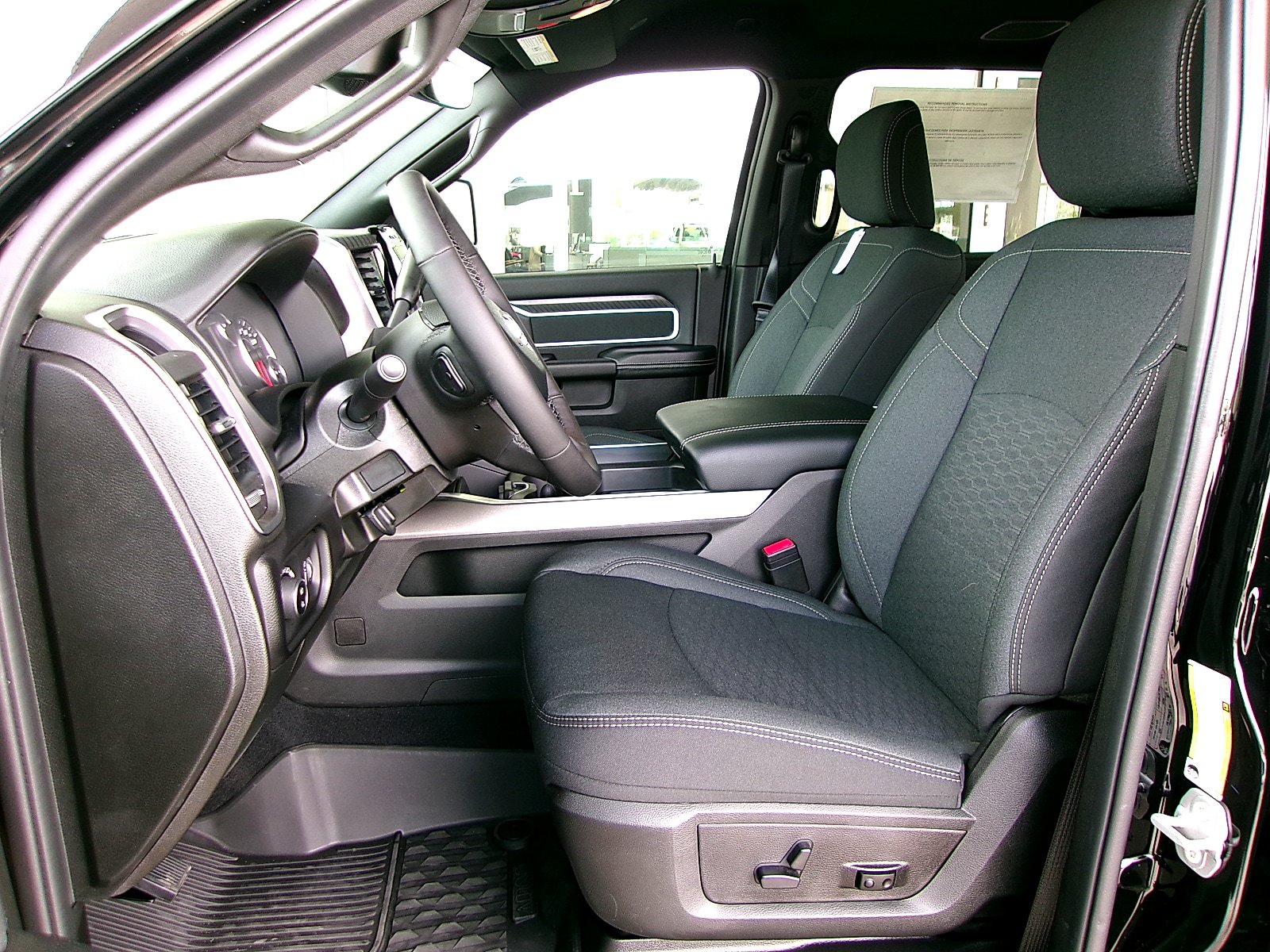 New 2026 RAM 3500 Big Horn AWD/4WD image 14