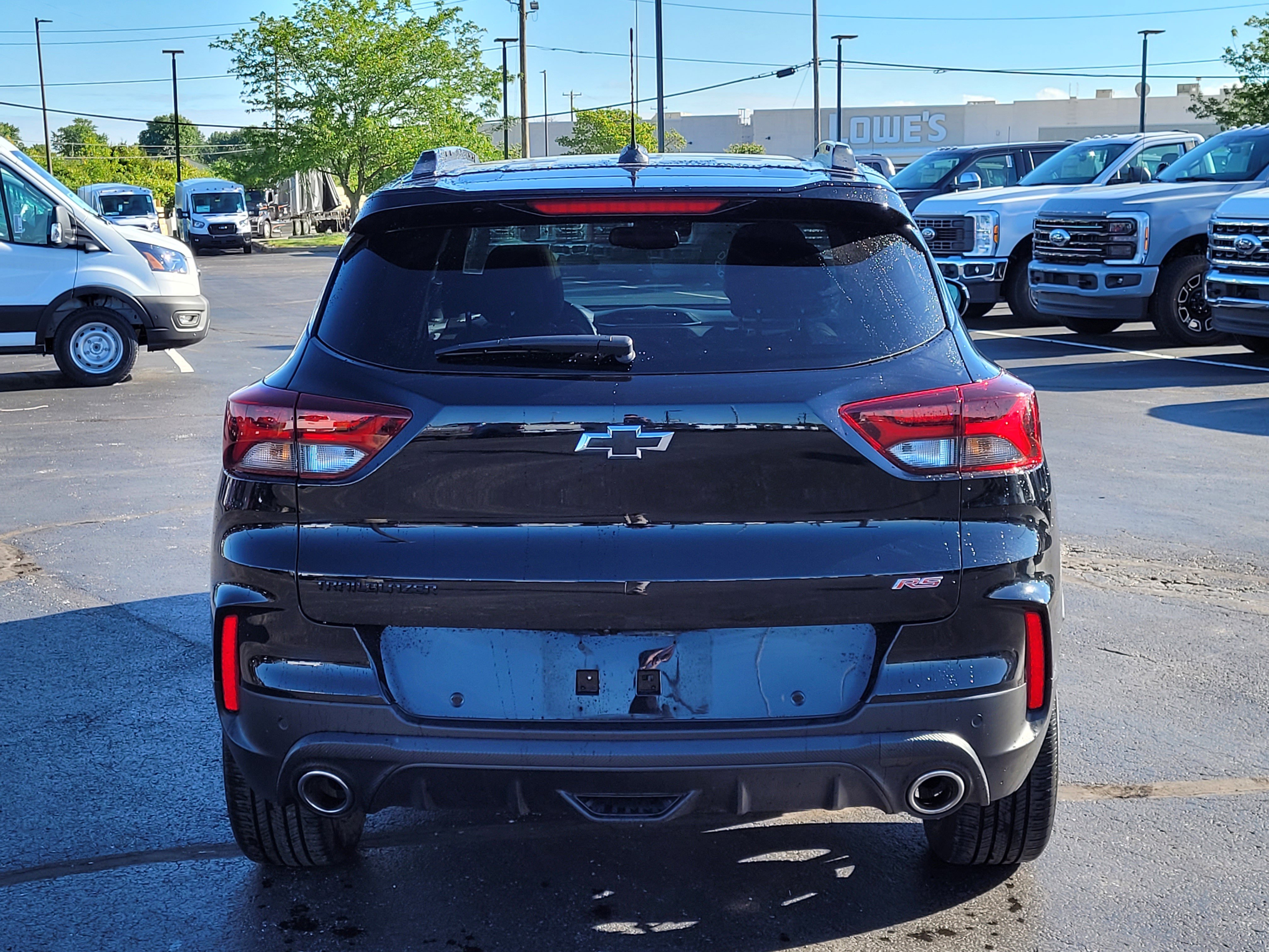 Used 2022 Chevrolet TrailBlazer RS w/ Sun and Liftgate Package FWD image 5