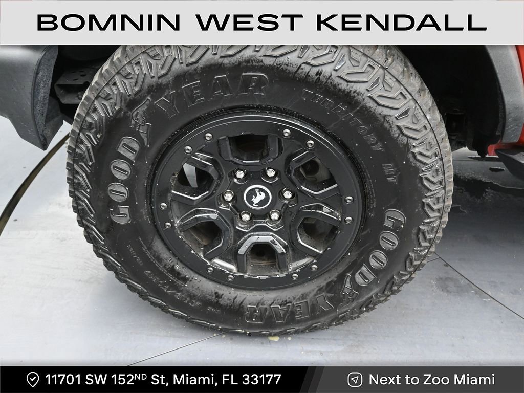 Used 2022 Ford Bronco Wildtrak image 9