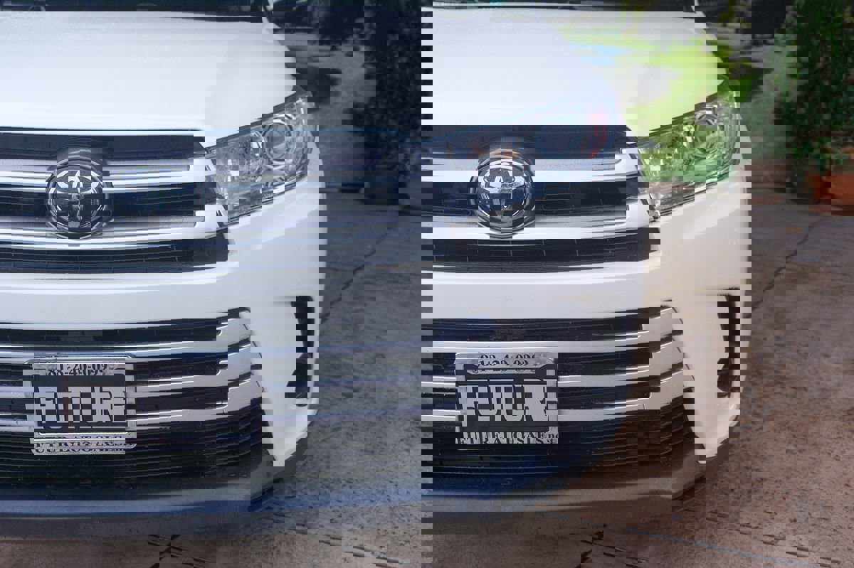 Used 2017 Toyota Highlander LE image 44