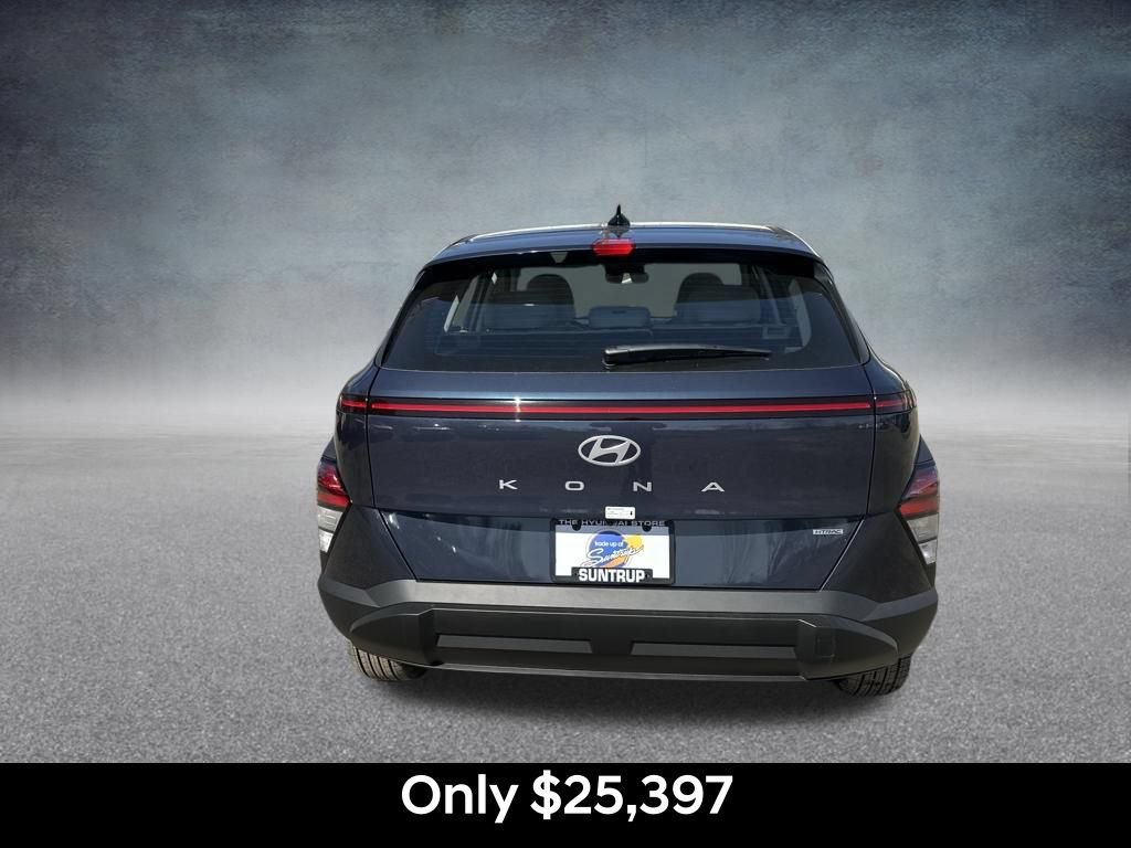Used 2026 Hyundai Kona SE AWD/4WD image 4
