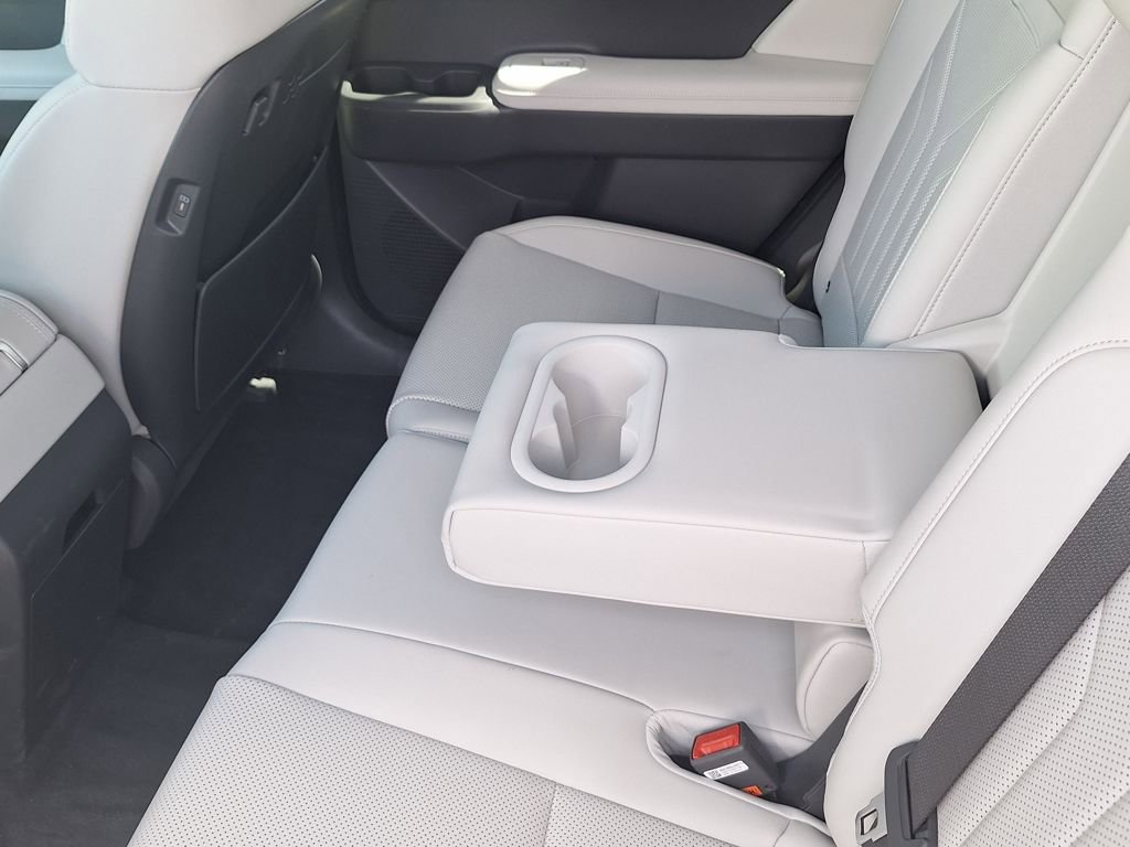 New 2025 Hyundai Santa Fe SEL image 14