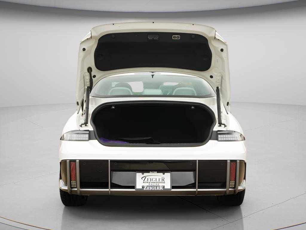 Used 2024 Hyundai Ioniq 6 SEL AWD/4WD image 11