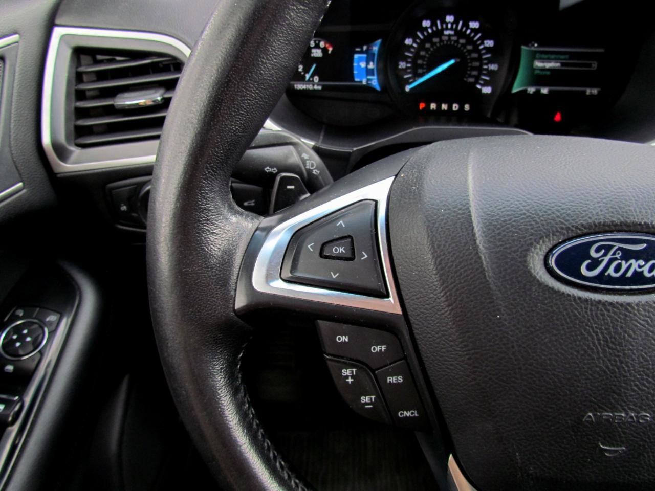 Used 2017 Ford Edge SEL w/ Equipment Group 201A FWD image 31