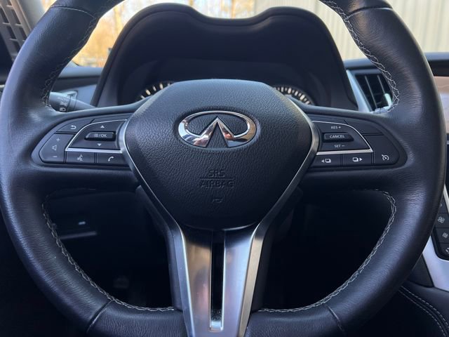 Used 2020 INFINITI Q50 Luxe w/ Essential Package (3.0T Luxe) image 21