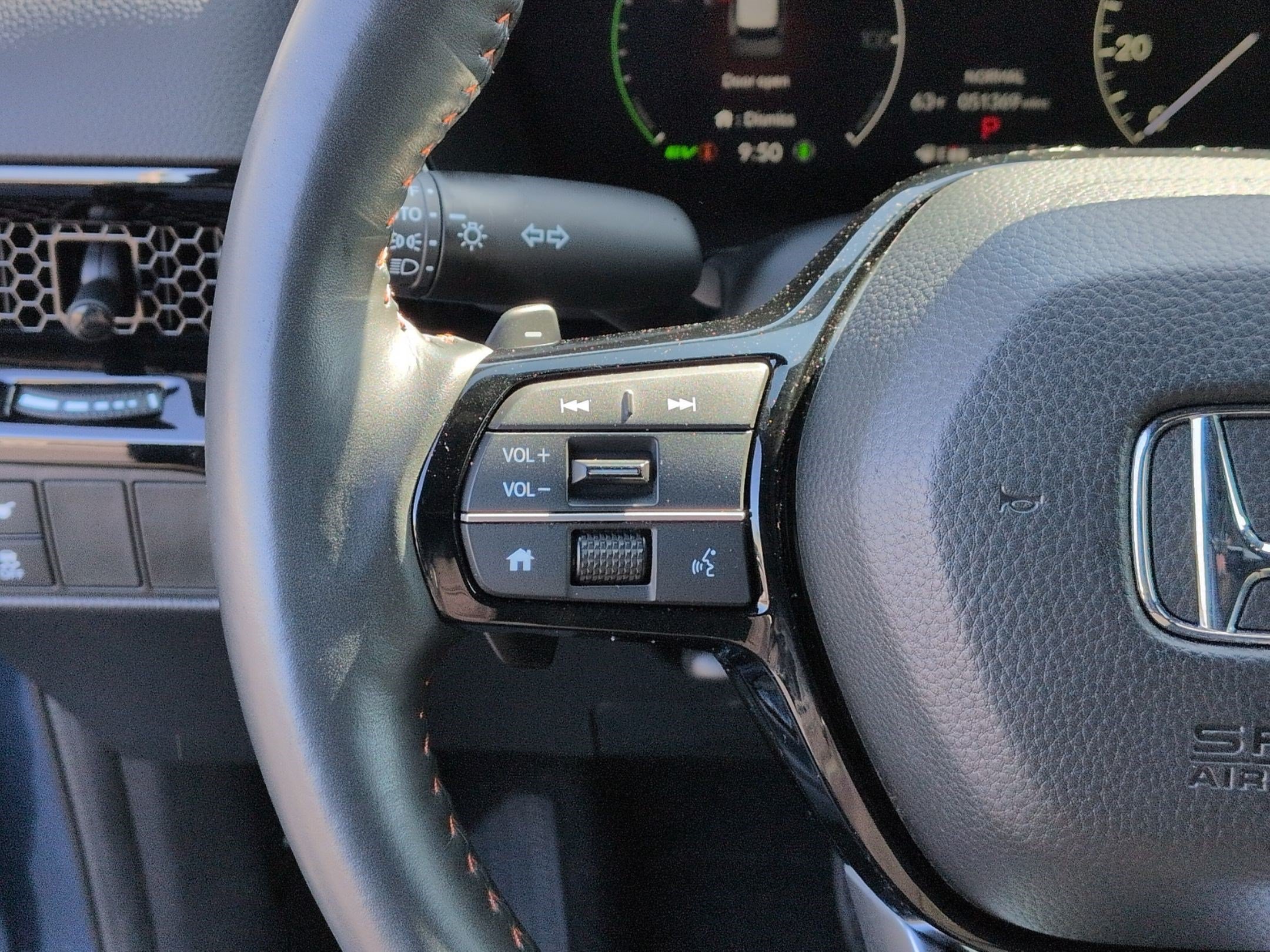 Used 2024 Honda CR-V Sport Touring image 19