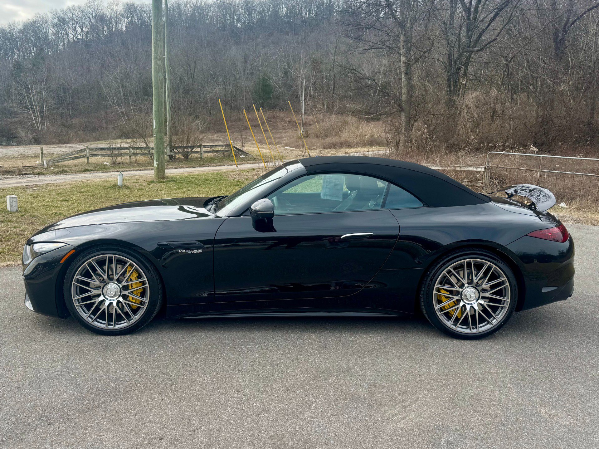 Used 2022 Mercedes-Benz SL 63 AMG 4MATIC w/ Driver Assistance Package image 7