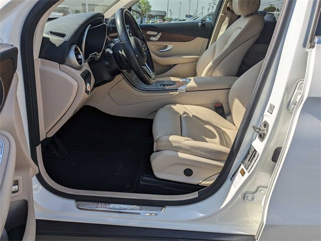 Used 2022 Mercedes-Benz GLC 300 4MATIC image 14
