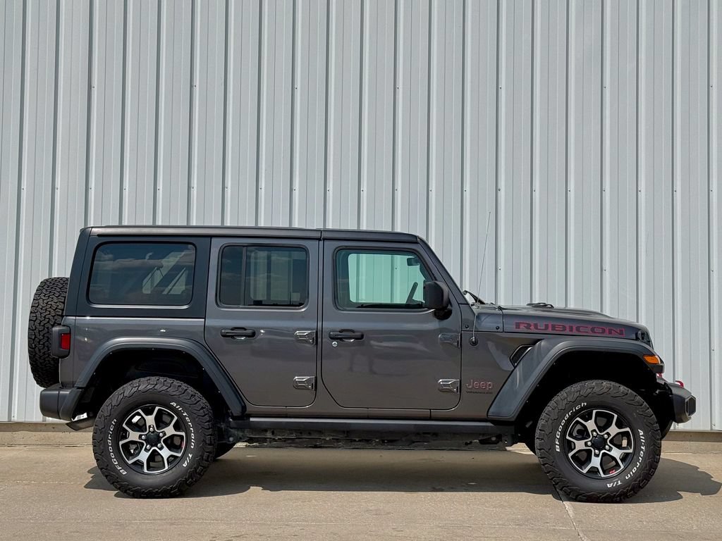 Used 2023 Jeep Wrangler Unlimited Rubicon w/ Dual Top Group AWD/4WD image 7