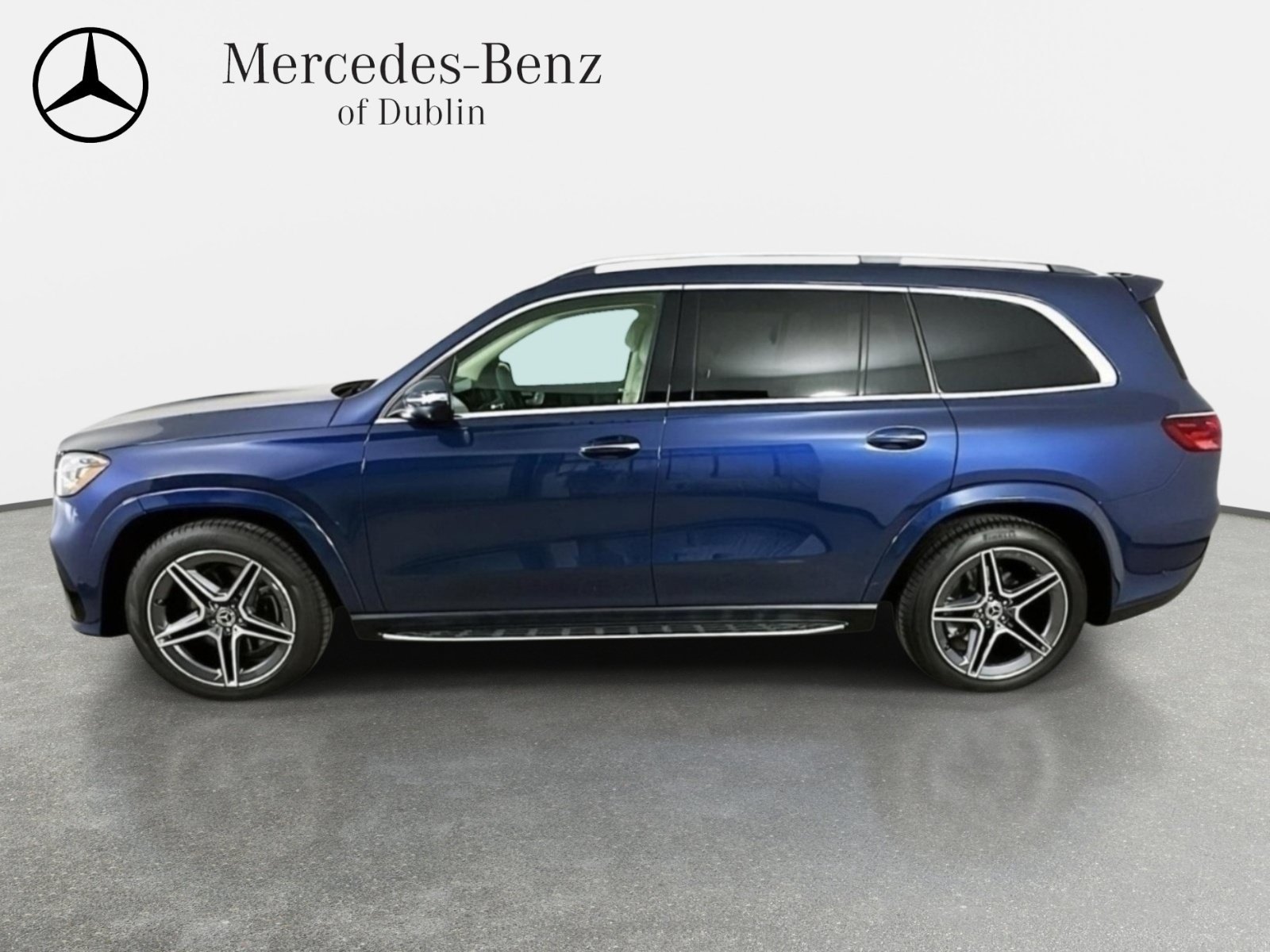 Certified 2026 Mercedes-Benz GLS 450 4MATIC image 4