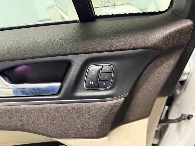 Used 2015 Lincoln MKC AWD w/ Equipment Group 102A Reserve image 12