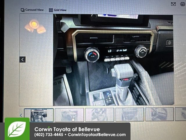 Used 2025 Toyota Tacoma TRD Off-Road AWD/4WD image 27