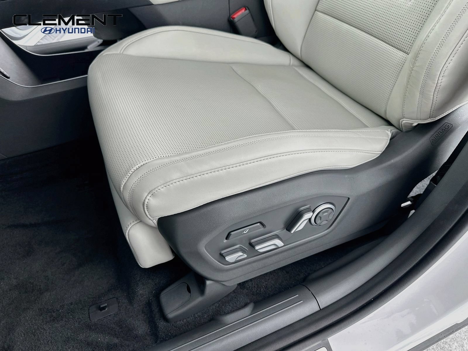 New 2026 Hyundai Santa Fe Calligraphy AWD/4WD image 26
