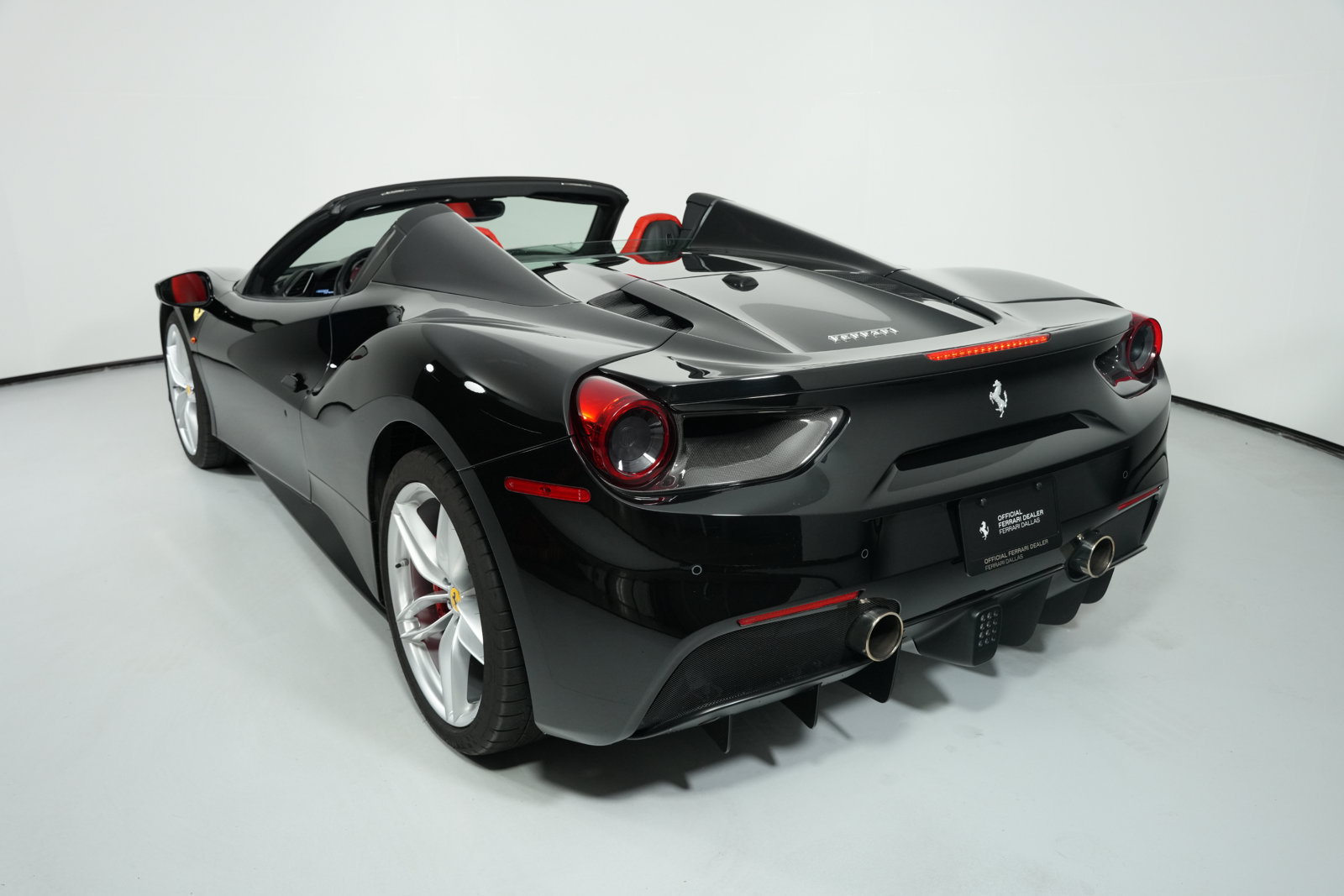 Certified 2017 Ferrari 488 Spider RWD image 23