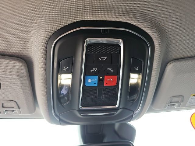 Used 2024 Jeep Grand Cherokee L Limited image 22