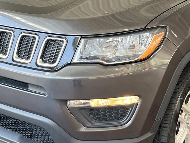 Used 2018 Jeep Compass Sport w/ Tech Group AWD/4WD image 10