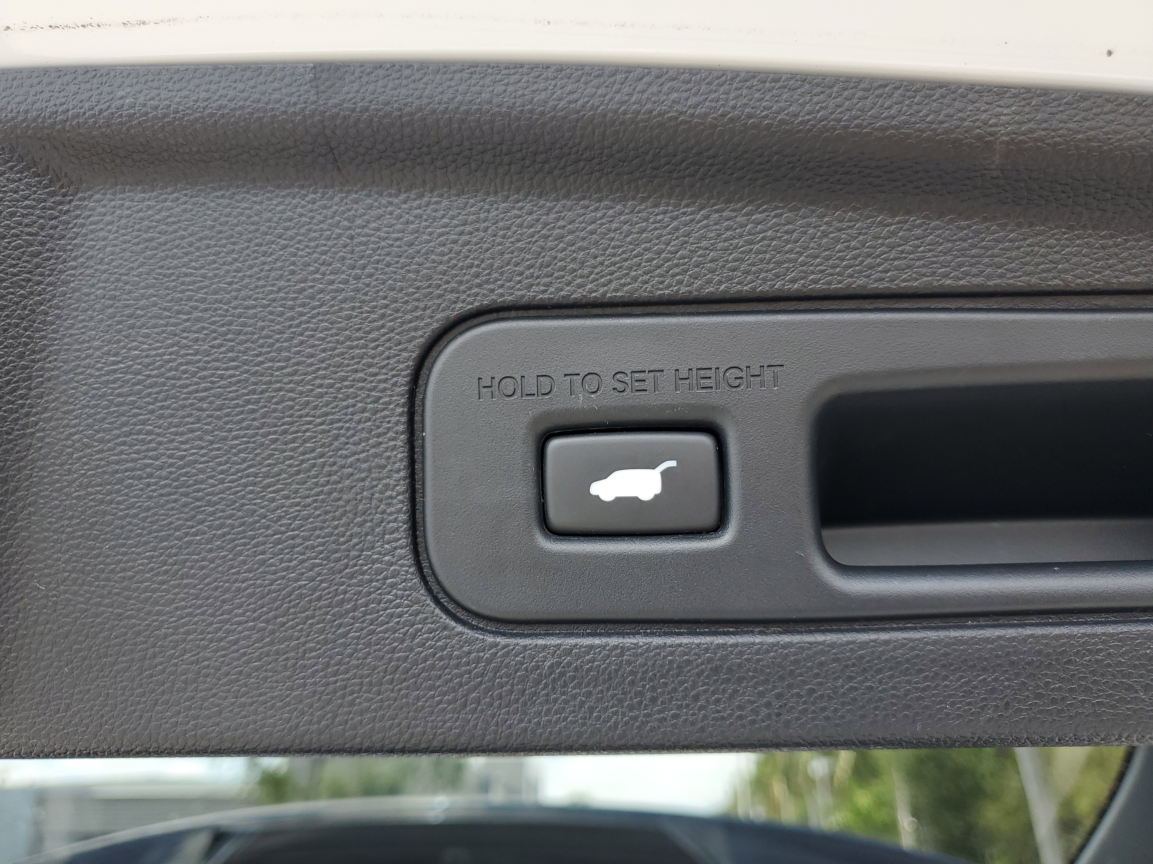 Used 2022 Acura MDX FWD w/ Technology Package image 9