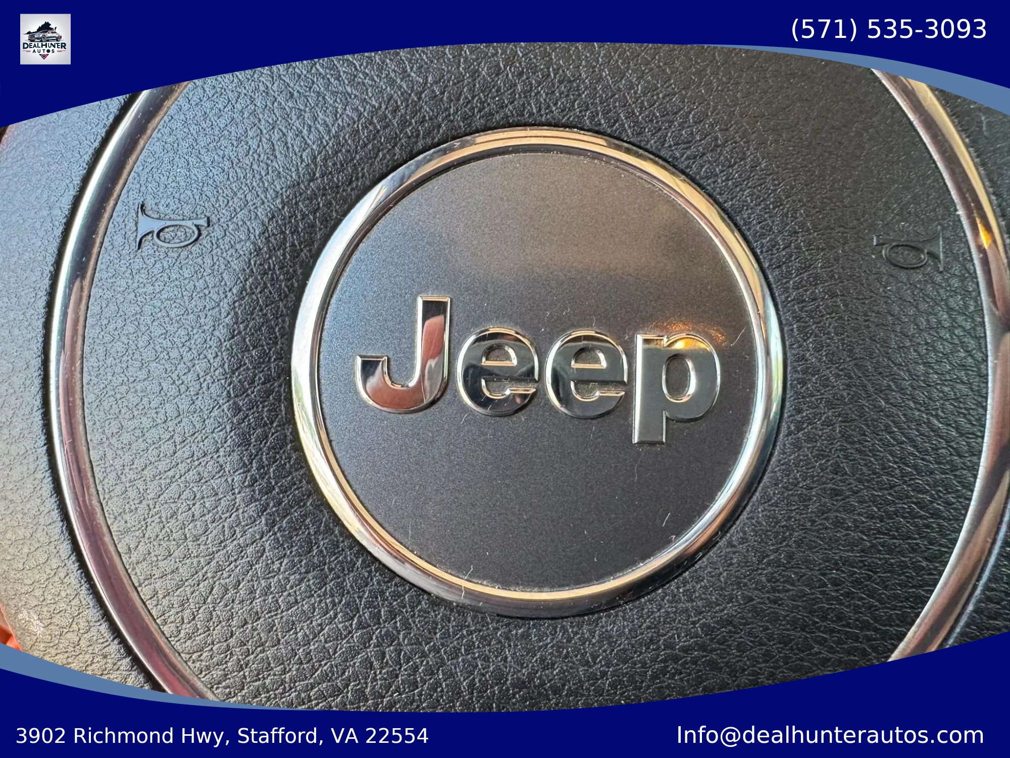 Used 2016 Jeep Wrangler Sahara w/ Connectivity Group AWD/4WD image 22
