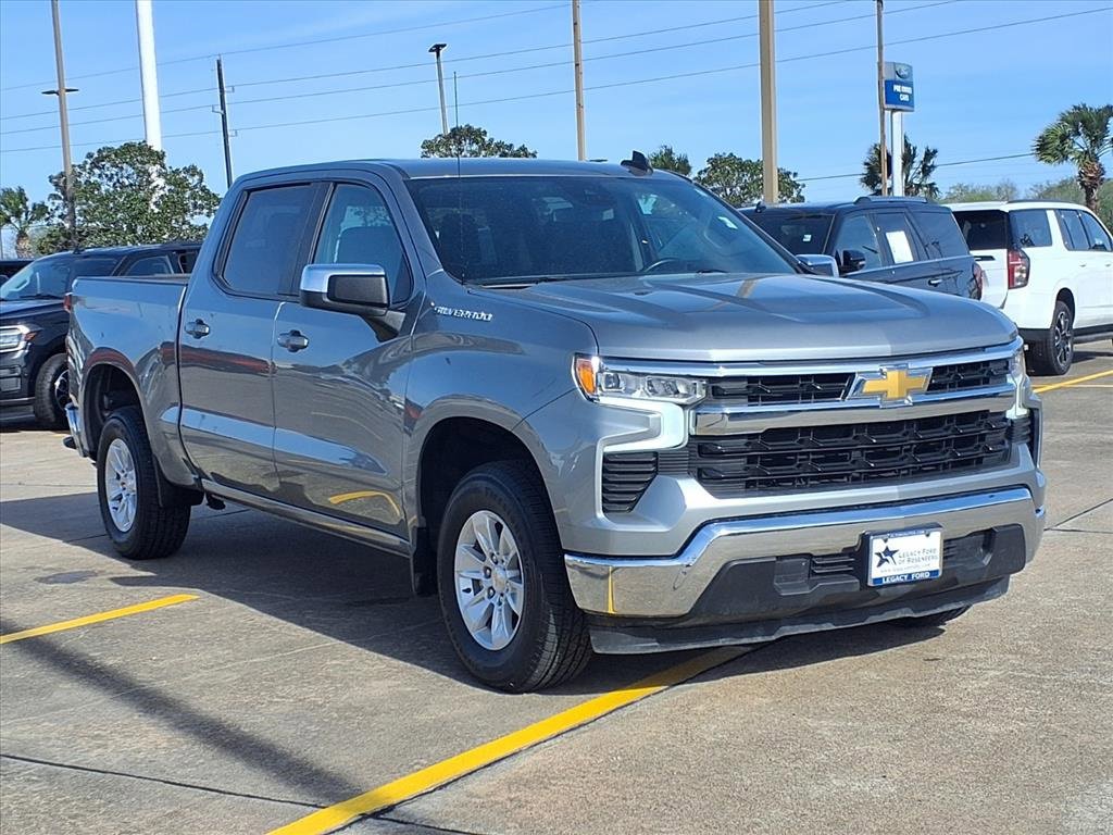 Used 2025 Chevrolet Silverado 1500 LT image 7
