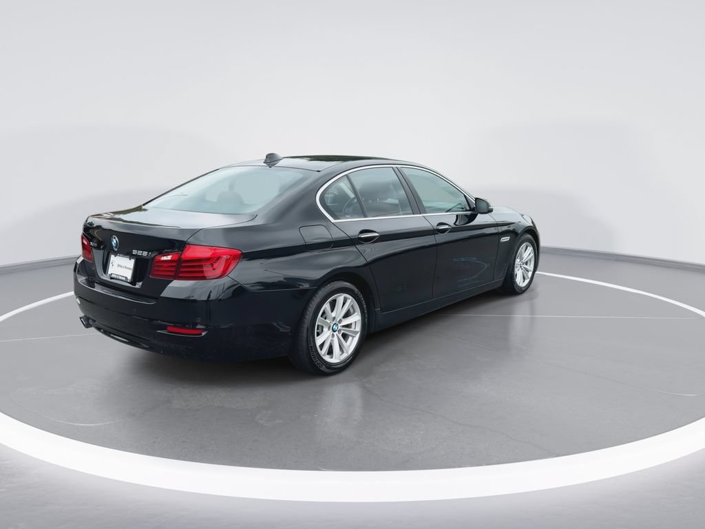 Used 2016 BMW 528i xDrive Sedan AWD/4WD image 8