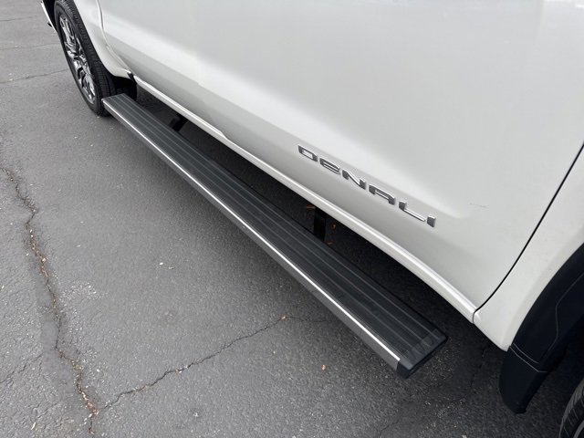 Used 2023 GMC Sierra 1500 Denali Ultimate image 11