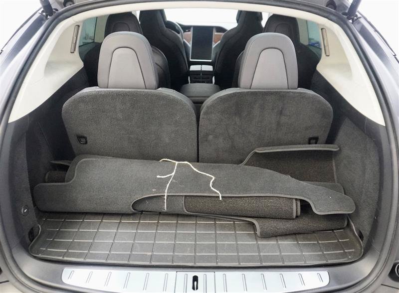 Used 2018 Tesla Model X 75D AWD/4WD image 49