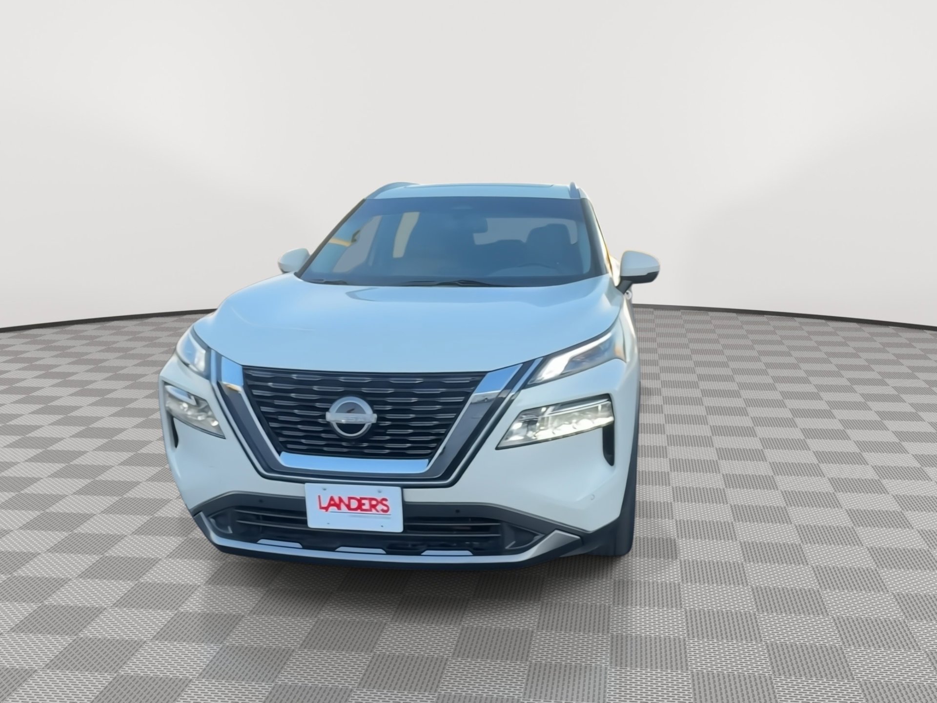 Used 2023 Nissan Rogue SL w/ SL Premium Package image 4