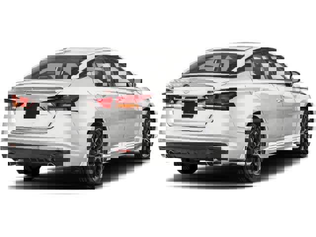 Used 2023 Nissan Altima 2.5 SR w/ SR Premium Package image 2