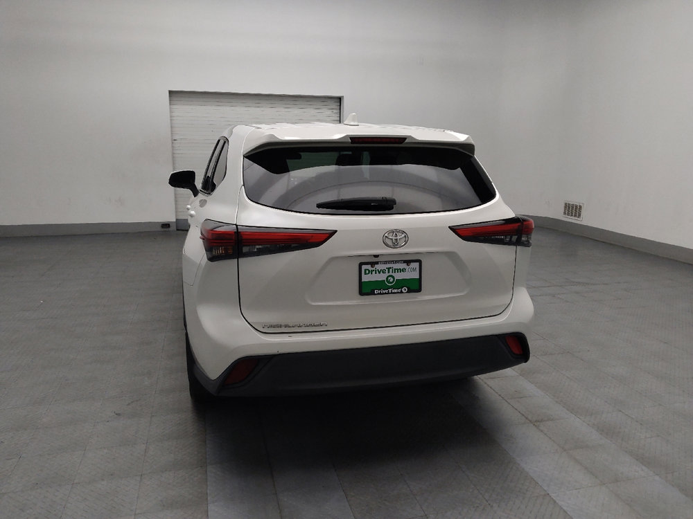 Used 2020 Toyota Highlander L image 6