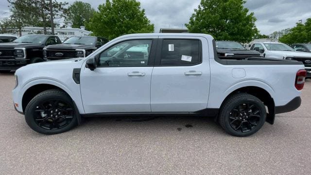 New 2026 Ford Maverick Lariat w/ Black Appearance Package AWD/4WD image 5