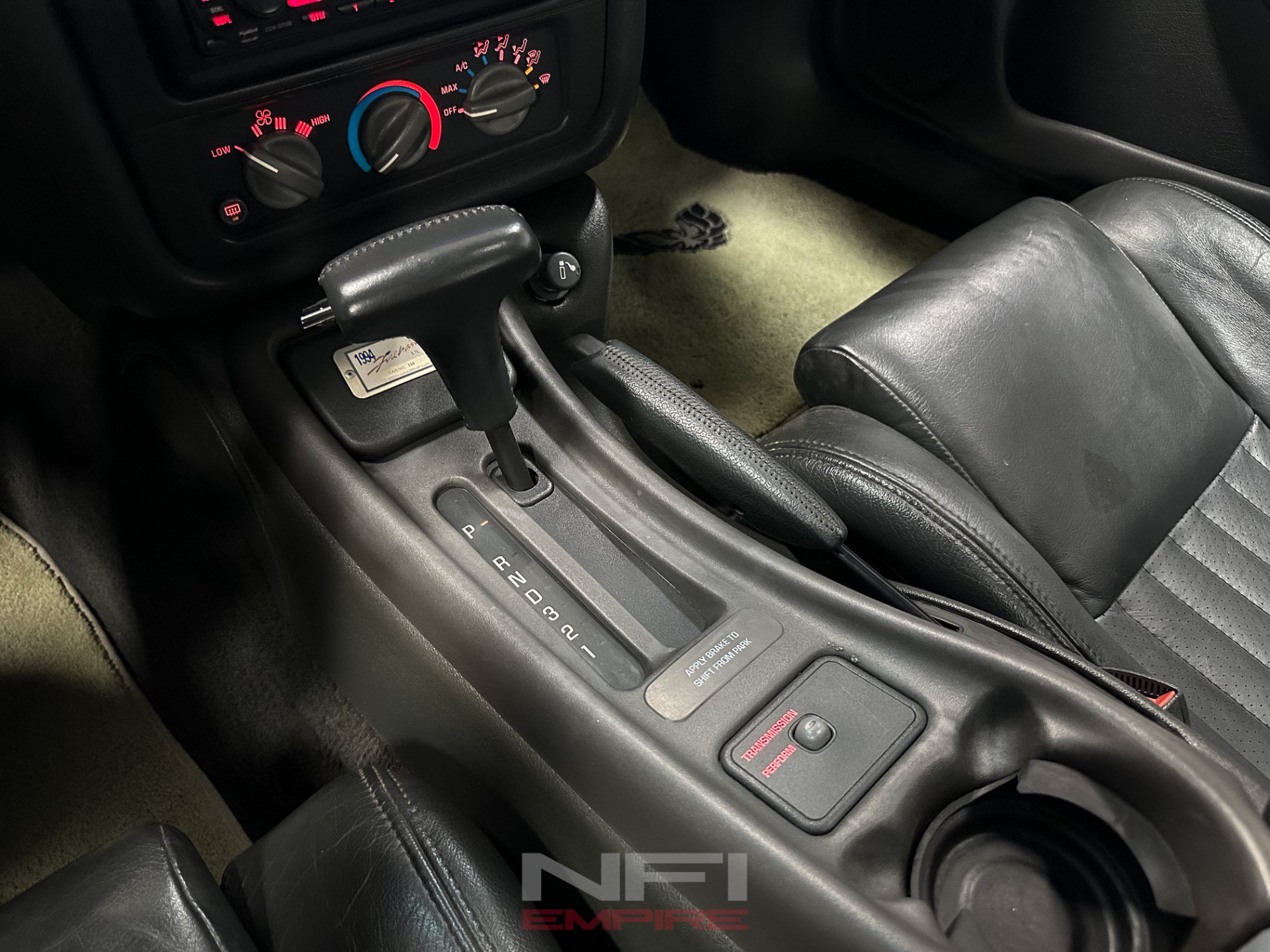 Used 1994 Pontiac Firebird Formula RWD image 27