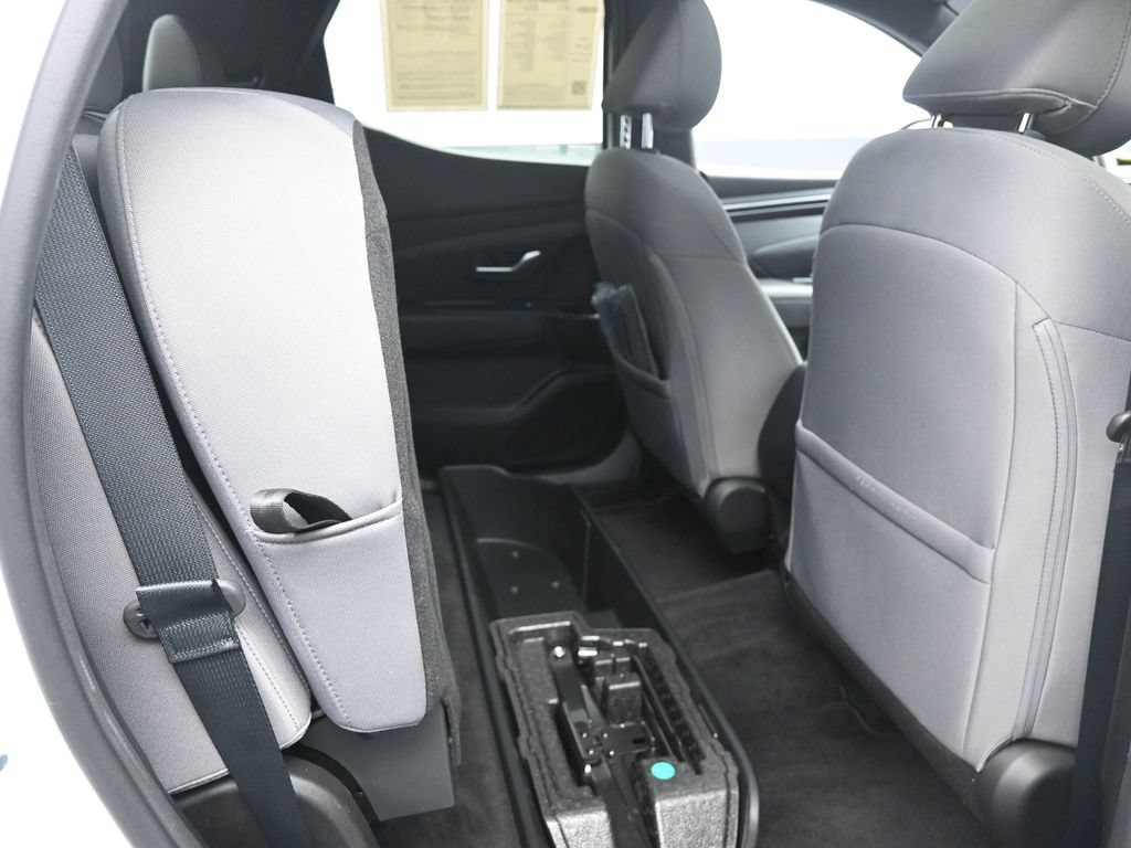 Used 2022 Hyundai Santa Cruz SEL w/ Activity Package FWD image 24